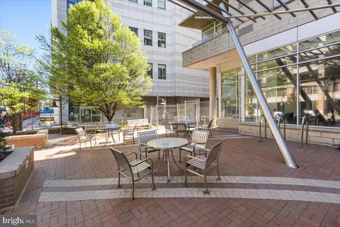 Exterior - 930 Wayne Ave #405, Silver Spring, MD 20910 photo 5 of 14