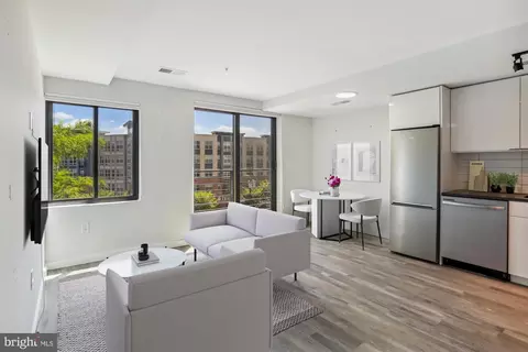 700 Roeder Rd #401, Silver Spring, MD 20910