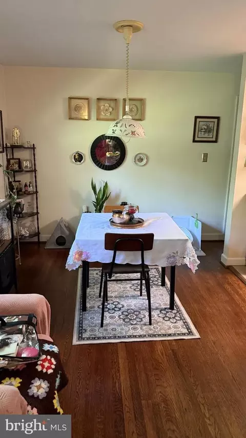 Dining - 500 Thayer Ave #303, Silver Spring, MD 20910 photo 2 of 2