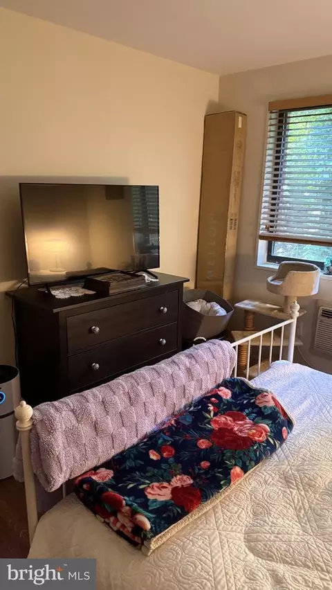 Bedroom - 500 Thayer Ave #303, Silver Spring, MD 20910 photo 2 of 2