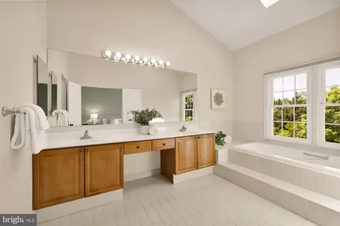 Bath - 8926 2nd Ave, Silver Spring, MD 20910 photo 3 of 5