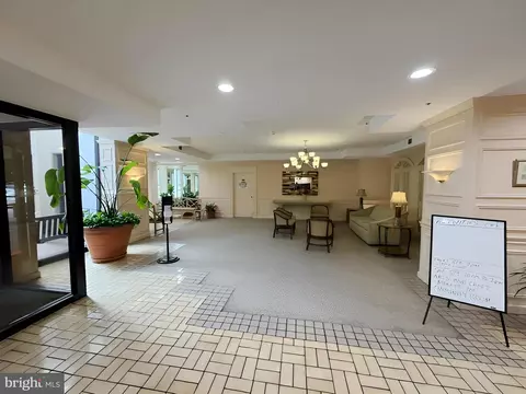 Entry Way - 15115 Interlachen Dr #3-902, Silver Spring, MD 20906 photo 2 of 5