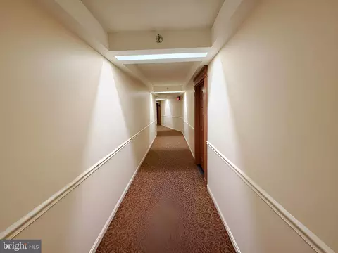 Entry Way - 15115 Interlachen Dr #3-902, Silver Spring, MD 20906 photo 4 of 5