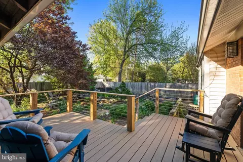Exterior - 11112 Nicholas Dr, Silver Spring, MD 20902 photo 6 of 10