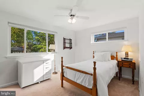 Bedroom - 11112 Nicholas Dr, Silver Spring, MD 20902 photo 1 of 3