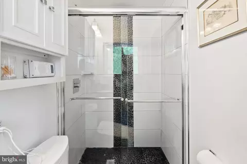 Bath - 11112 Nicholas Dr, Silver Spring, MD 20902 photo 3 of 4
