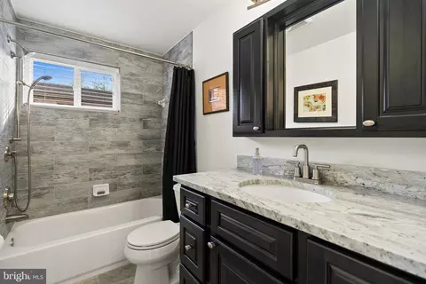 Bath - 11112 Nicholas Dr, Silver Spring, MD 20902 photo 1 of 4