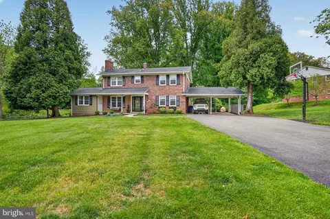 500 Finsbury Rd, Silver Spring, MD 20904