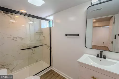 Bath - 12324 Centerhill St, Silver Spring, MD 20902 photo 2 of 3