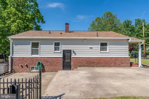 Exterior - 12324 Centerhill St, Silver Spring, MD 20902 photo 2 of 3