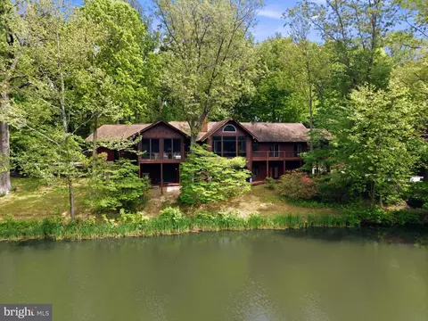 21605 Gentry Ln, Brookeville, MD 20833