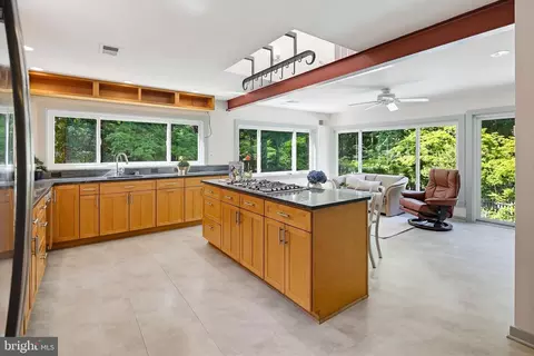 Kitchen - 17004 Woodale Dr, Ashton, MD 20861 photo 12 of 12