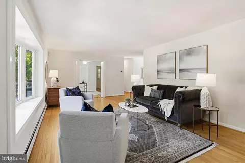 Living - 17004 Woodale Dr, Ashton, MD 20861 photo 6 of 8