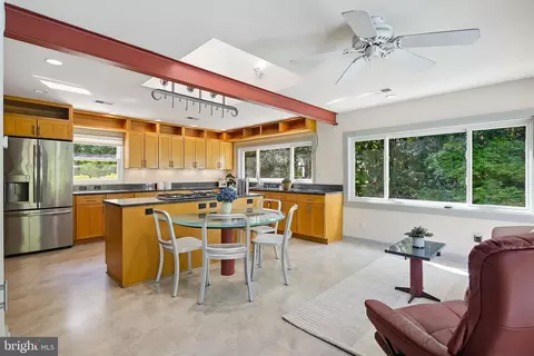 Kitchen - 17004 Woodale Dr, Ashton, MD 20861 photo 5 of 12