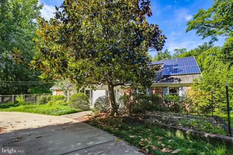 Exterior - 17004 Woodale Dr, Ashton, MD 20861 photo 6 of 22