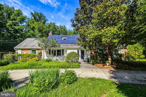 Exterior - 17004 Woodale Dr, Ashton, MD 20861 photo 5 of 22
