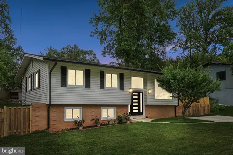 13710 Arctic Ave, Rockville, MD 20853