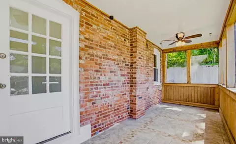 804 Wade Ave, Rockville, MD 20851