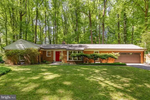 1109 Crowfoot Ln, Silver Spring, MD 20904