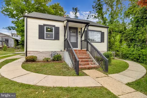 11515 Goodloe Rd, Silver Spring, MD 20906