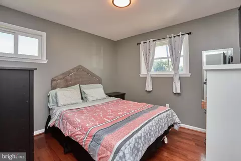 Bedroom - 1007 Venice Dr, Silver Spring, MD 20904 photo 5 of 6