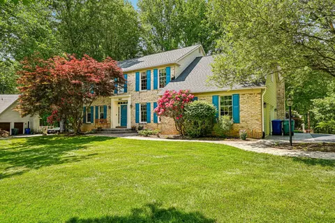 6621 Belle Chase Ct, Gaithersburg, MD 20882