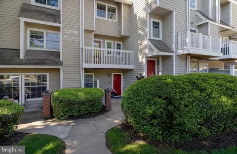 5716 Chapman Mill Dr #150, Rockville, MD 20852