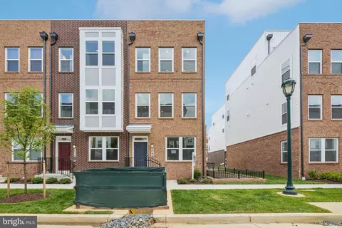 2042 Henson Norris St, Rockville, MD 20850