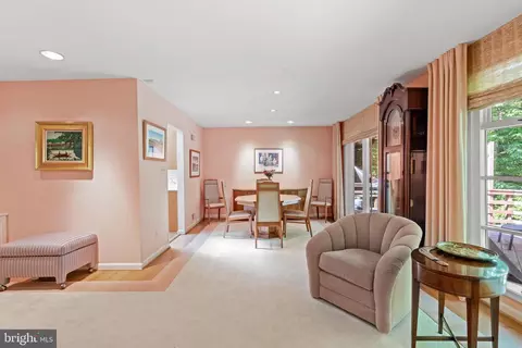 Dining - 12520 Davan Dr, Silver Spring, MD 20904 photo 6 of 6