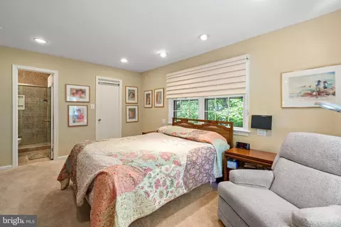 Bedroom - 12520 Davan Dr, Silver Spring, MD 20904 photo 4 of 7