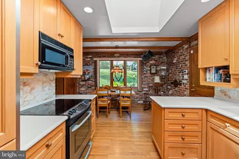 Kitchen - 12520 Davan Dr, Silver Spring, MD 20904 photo 5 of 5