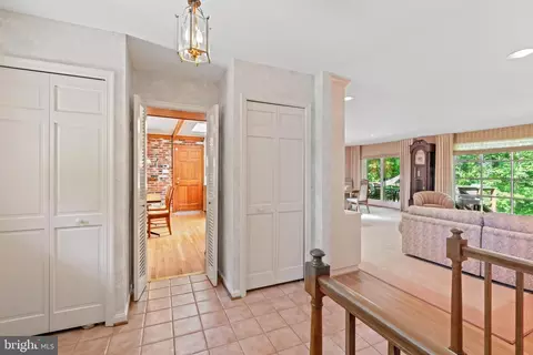 Entry Way - 12520 Davan Dr, Silver Spring, MD 20904 photo 2 of 2