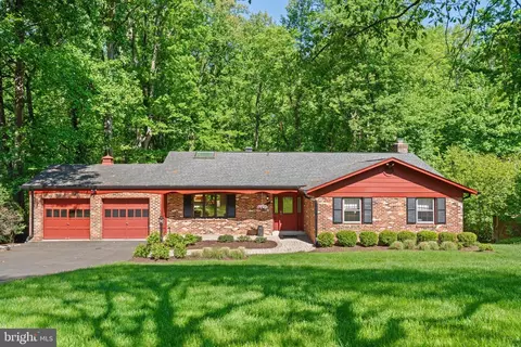 12520 Davan Dr, Silver Spring, MD 20904