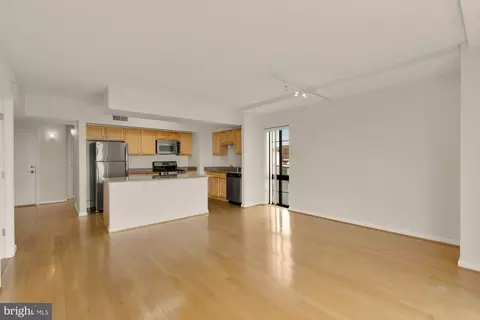 Living - 7915 Eastern Ave #1014, Silver Spring, MD 20910 photo 8 of 8