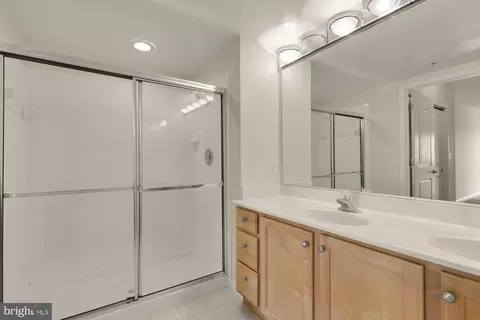 Bath - 7915 Eastern Ave #1014, Silver Spring, MD 20910 photo 2 of 5