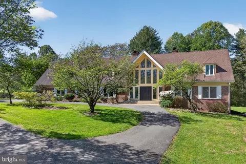 6 Travilah Ter, Potomac, MD 20854