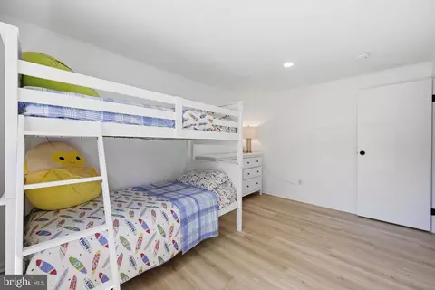 Bedroom - 19213 Wootton Ave, Poolesville, MD 20837 photo 8 of 12