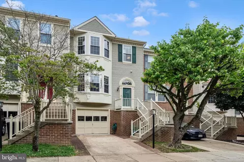 18637 Clovercrest Cir, Olney, MD 20832