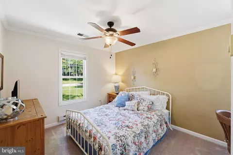 Bedroom - 19608 Gott St, Poolesville, MD 20837 photo 4 of 9