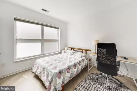 Bedroom - 8045 Newell St #118, Silver Spring, MD 20910 photo 4 of 5