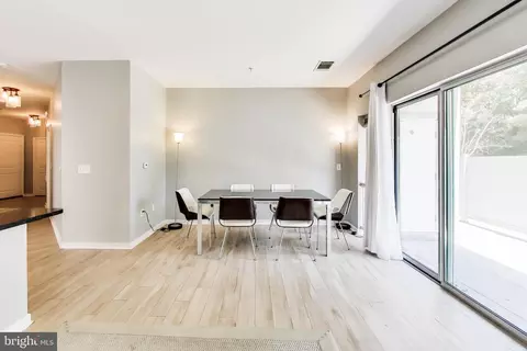 Dining - 8045 Newell St #118, Silver Spring, MD 20910 photo 1 of 2