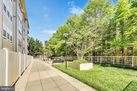 Exterior - 8045 Newell St #118, Silver Spring, MD 20910 photo 6 of 8