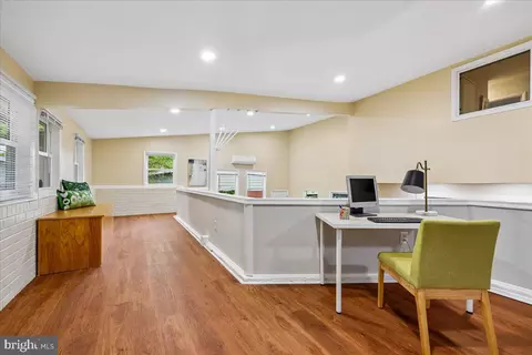 Entry Way - 11518 Charlton Dr, Silver Spring, MD 20902 photo 3 of 7