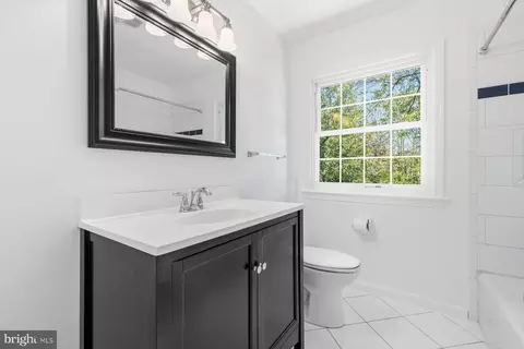 Bath - 1108 Tiffany Rd, Silver Spring, MD 20904 photo 3 of 5