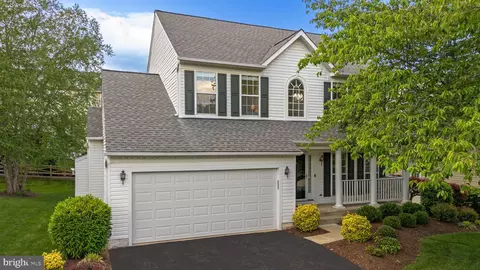 18028 Red Rocks Dr, Germantown, MD 20874