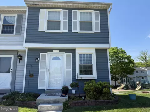 1 Farmcrest Ct, Silver Spring, MD 20905