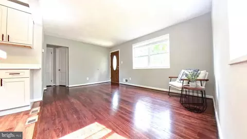 Living - 11706 Hatcher Pl, Silver Spring, MD 20902 photo 1 of 1
