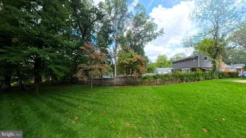 Exterior - 11706 Hatcher Pl, Silver Spring, MD 20902 photo 4 of 5