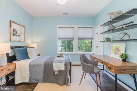 Bedroom - 8018 Takoma Ave, Silver Spring, MD 20910 photo 5 of 6