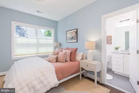 Bedroom - 8018 Takoma Ave, Silver Spring, MD 20910 photo 4 of 6